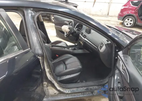 2018 Mazda Mazda3 Touring из США, поврежденный, VIN 3MZBN1V36JM170183